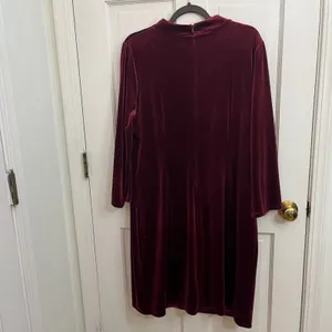 Boden Burgundy Velvet Shift Dress 16-18R Wedding Guest Holiday Classic NEW thumbnail 7