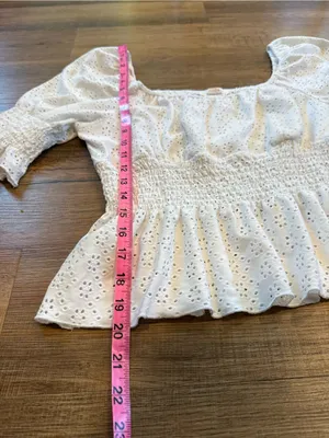 URBAN Romantics White Eyelet Smocked Peplum Blouse thumbnail 7