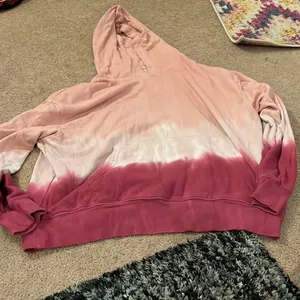‎Wildfox large hooded sweatshirt thumbnail 2