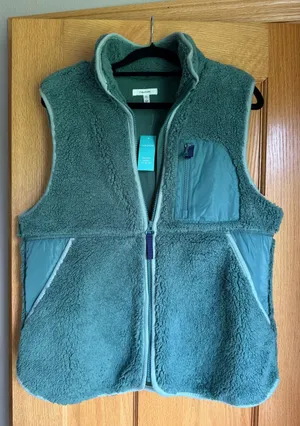Maurices Teddy Sherpa Fleece Full-Zip Vest Women’s Medium NWT Gorpcore thumbnail 1