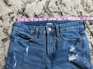 Old Navy OG Shorts High-Rise thumbnail 3