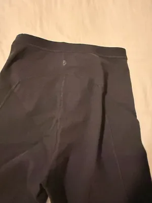 Lululemon Cropped Leggings with Pockets thumbnail 2