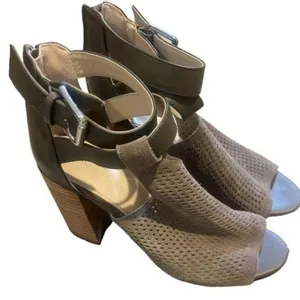 Marc Fisher Open toe Heels, size 8.5M thumbnail 1