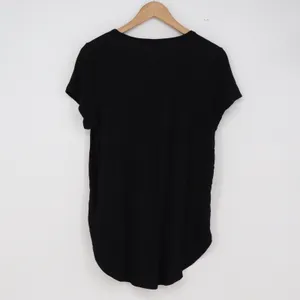 Old Navy T-Shirt Womens Small Luxe Black V-Neck Curved Hem Excellent thumbnail 5