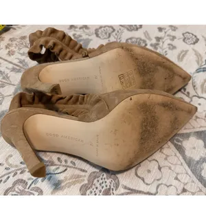 Good American The Show Off Slingback Pump Heel GA029S-E Suede Nude Size 8 thumbnail 7