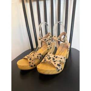 Matisse leather leopard animal print heeled clog sandal 6 thumbnail 4