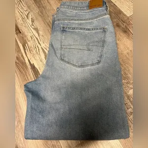 American Eagle Women's Stretch Blue Mom Jeans thumbnail 2