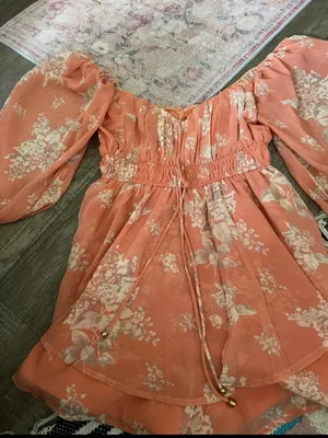 Selfie Leslie floral romper‎ size M thumbnail 7