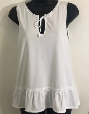 Abercrombie & Fitch sleeveless white top thumbnail 1