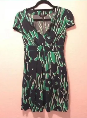 Banana Republic Green and Black Floral Print‎ Dress thumbnail 1
