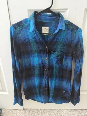 American Eagle Women’s Vintage Boyfriend Preppy Cotton Blend Button Down Shirt thumbnail 1
