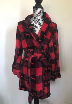 PINK Robe thumbnail 1