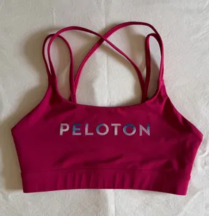 Peloton Strappy Sports Bra Pink Medium Low Impact Yoga Fitness thumbnail 1