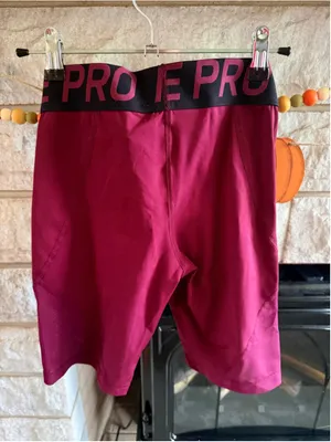 Women's Nike Pro Dri-FIT Bike Shorts Size M Burgundy Black thumbnail 5