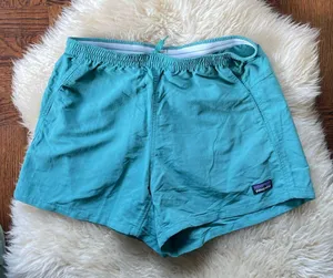 Patagonia Baggies 5” Like New Beryl Green size small 5 inch baggies shorts thumbnail 3