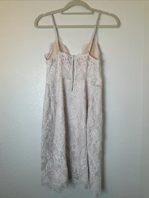 Victorias Secret‎ Sheer Floral Lace Dress thumbnail 3