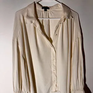 J. Crew Cream Button-Down Blouse – Size Medium thumbnail 1