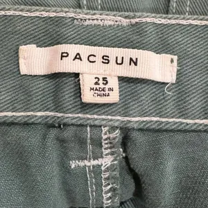 Pacsun Green Cargo Shorts Women’s 25 thumbnail 4