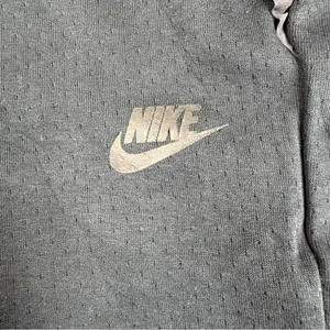 Nike Tech Fleece Cropped Pants Womens S Black Zip Hem Jogger 831711-010 thumbnail 3