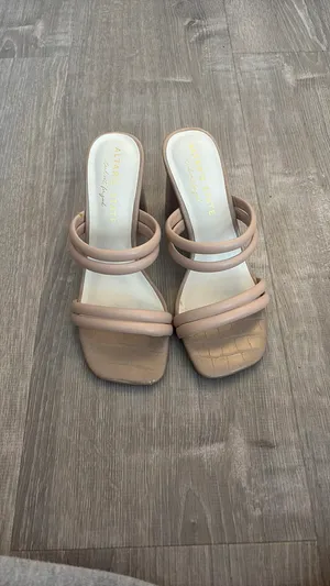 Altar'd State Nude Heels thumbnail 3