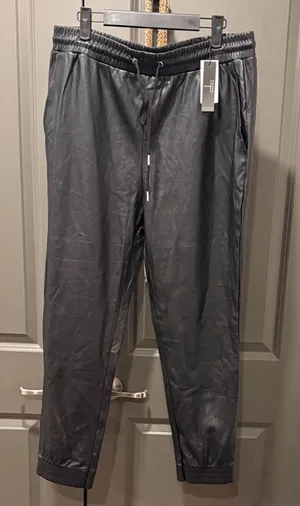 ✨SALE✨ T Tahari | Black Faux Leather Jogger Pants | Sz Large thumbnail 1