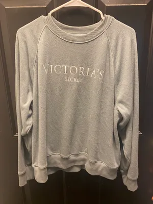 Victorias Secret Crewneck thumbnail 1