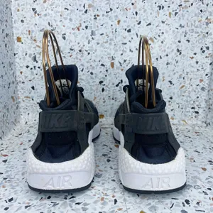 Nike Huarache Black Sneakers 7.5 thumbnail 5