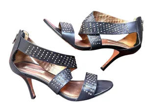 CYNTHIA VINCENT Reid‎ Studded Leather Heels Black Sz 10 thumbnail 1