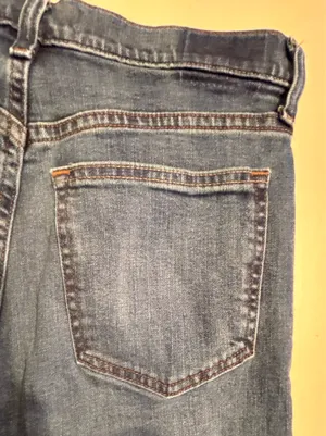 Abercrombie & Fitch | The 90’s Relaxed High Rise jeans. Size: 28/6R thumbnail 11