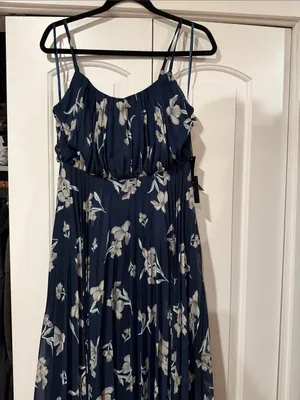 Lulu's Memorable Night Navy Blue Floral Print Maxi Dress medium‎ NWT thumbnail 3