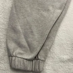 Brandy-melville Women's Grey Trousers thumbnail 5