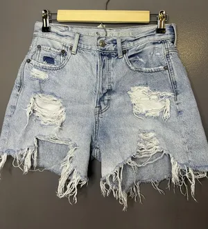 American Eagle Outfitters 90s Boyfriend Shorts Womens 2 Distressed Button Fly thumbnail 1