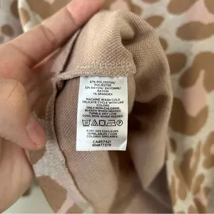 Ann Taylor Factory Crew Neck Cream Pink Animal Print Sweater Sweatshirt Medium thumbnail 3