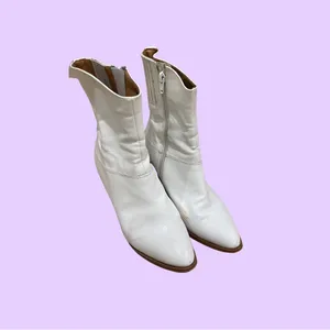The perfect white pointed toe ankle heeled boots 🔥 Size 7 thumbnail 2