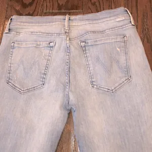 MOTHER the dropout jeans size 27 Blue thumbnail 3