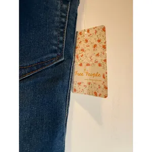 Free People Womens High Rise Skinny Jeans Medium Wash Blue Denim Size 25 NWT thumbnail 3
