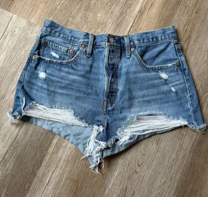 Levi’s 501 Button Fly Light Blue Distressed Denim Shorts Mini Shorts Size 31 32 thumbnail 1