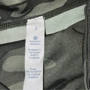 Lululemon Wren/Retro Green Camo Boogie Shorts size 2 thumbnail 10