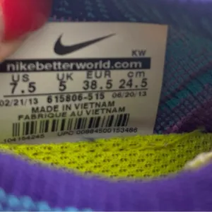 Nike Free Women’s Sneakers Running Teal Purple Pink Stretch Fabric Size 7.5 thumbnail 11