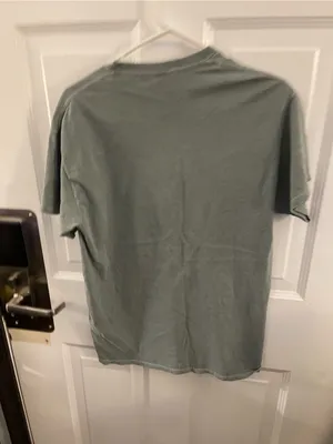 Blue 84 NWT Alaska Bear Graphic T-Shirt - Medium thumbnail 2