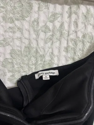 Black bodycon dress with white bow thumbnail 3