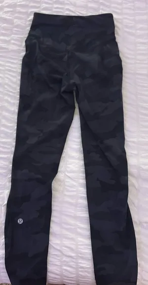 Lululemon Base Pace High-Rise Tights 25" thumbnail 2
