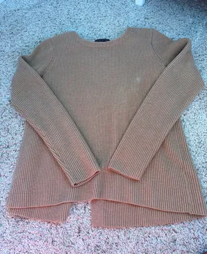 Banana Republic Sweater thumbnail 1