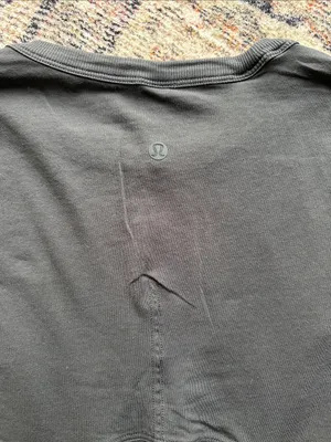 Lululemon Cropped Nulu Twist-Hem Short-Sleeve Shirt thumbnail 4