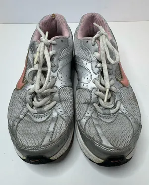 Nike Dart 7 Running Shoes Size 7.5 thumbnail 1