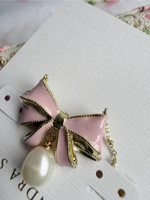 Kendra Scott x LoveShackFancy Pearl Bow Necklace and Earring Set thumbnail 9