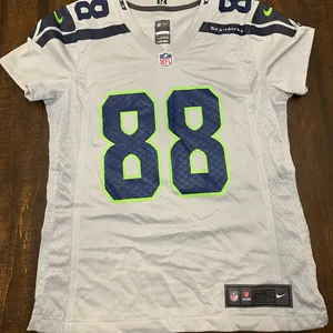 NWOT Seattle Seahawks NFL Nike On Field Women’s Jersey #88 Custom “Arnaut”-Small thumbnail 1