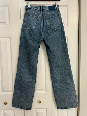 Abercrombie and fitch 90s relaxed high rise jeans thumbnail 2