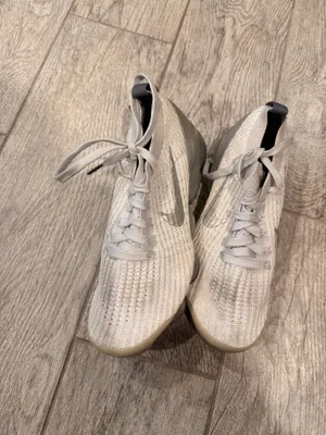 Nike size 8 thumbnail 4