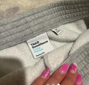 Aritzia TNA Shorts thumbnail 3